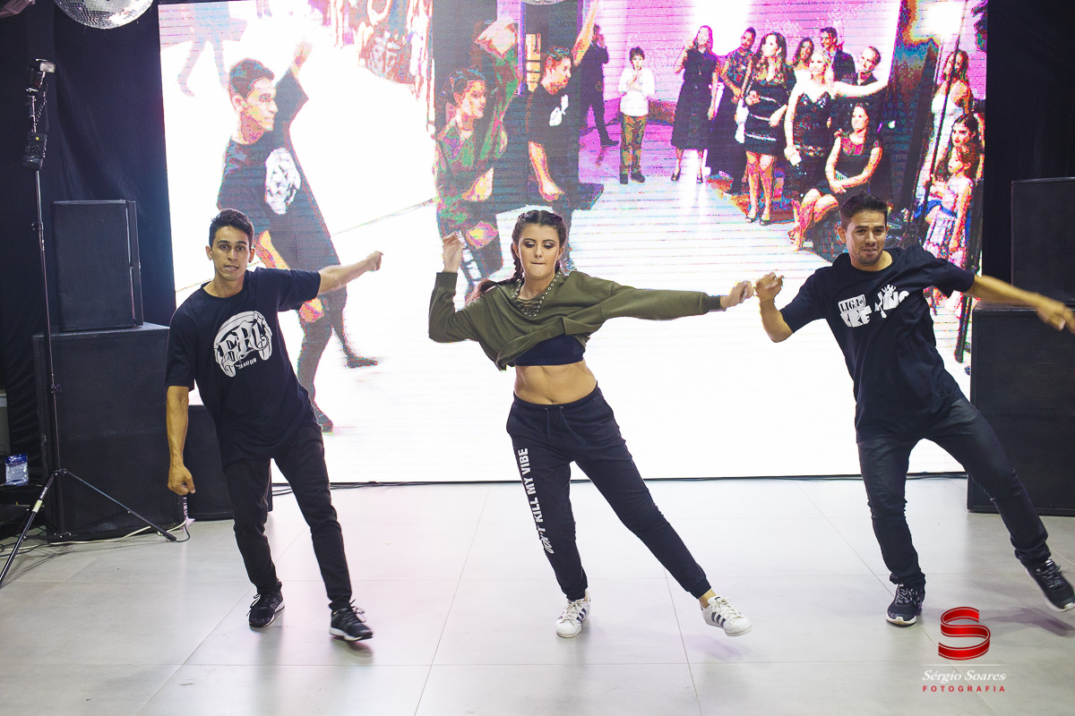 fotografo-fotografia-fotos-cuiaba-sergio-soares-mt-mato-grosso-brasil-15-anos-debutante-xv-mariana-bela=fera