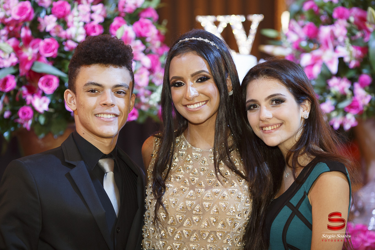 fotografo-fotografia-fotos-cuiaba-sergio-soares-mt-mato-grosso-brasil-aniversario-debutante-15-anos-milena-stelata