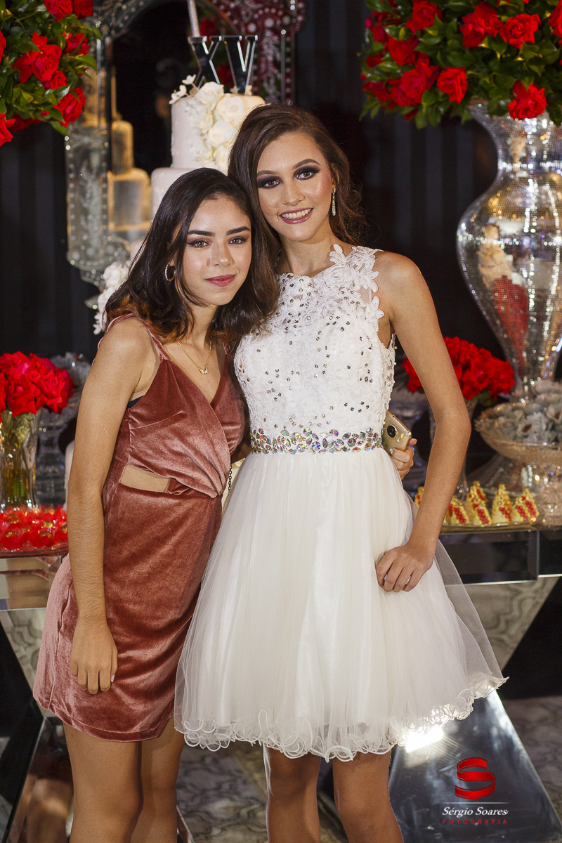 fotografia-fotografo-fotos-cuiaba-mt-mato-grosso-aniversario-15-anos-gabrieli-sonia-bittencourt