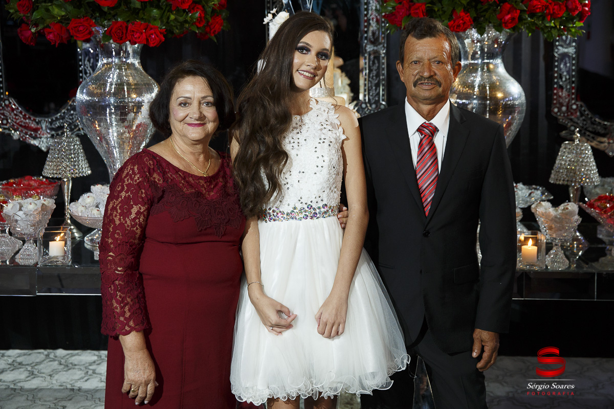 fotografia-fotografo-fotos-cuiaba-mt-mato-grosso-aniversario-15-anos-gabrieli-sonia-bittencourt