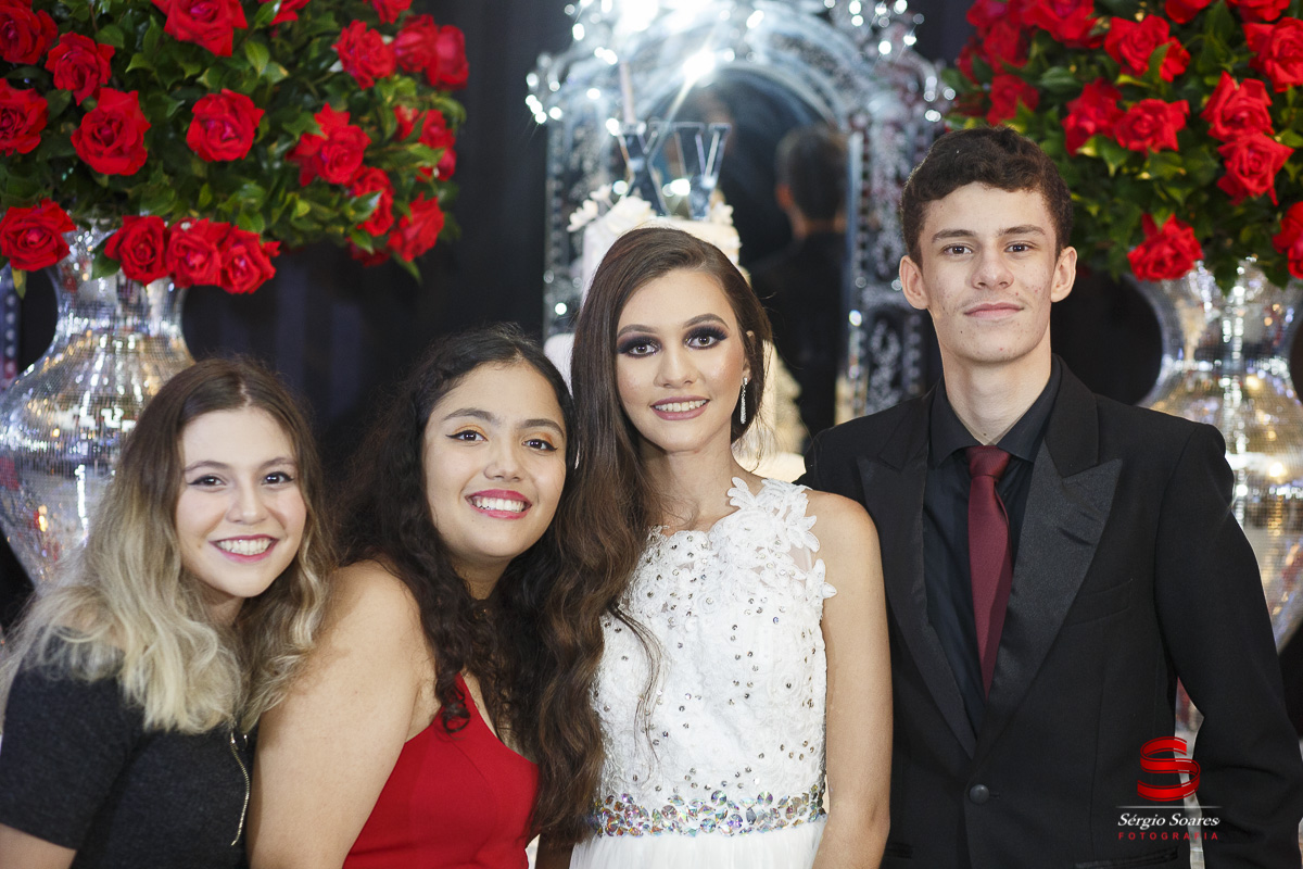 fotografia-fotografo-fotos-cuiaba-mt-mato-grosso-aniversario-15-anos-gabrieli-sonia-bittencourt