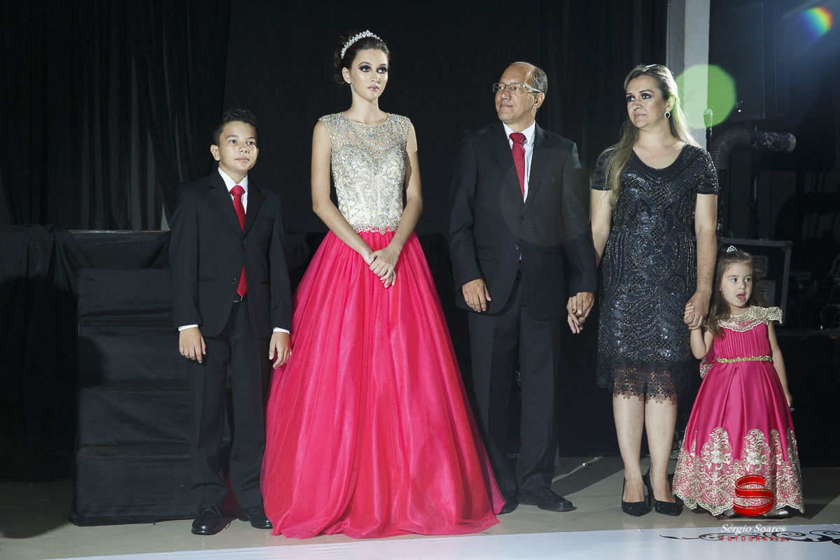 fotografia-fotografo-fotos-cuiaba-mt-mato-grosso-aniversario-15-anos-gabrieli-sonia-bittencourt