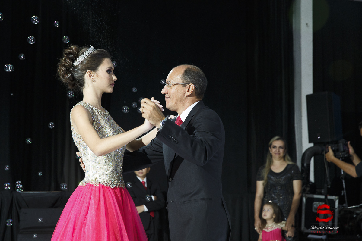 fotografia-fotografo-fotos-cuiaba-mt-mato-grosso-aniversario-15-anos-gabrieli-sonia-bittencourt