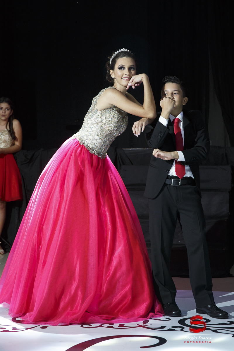fotografia-fotografo-fotos-cuiaba-mt-mato-grosso-aniversario-15-anos-gabrieli-sonia-bittencourt