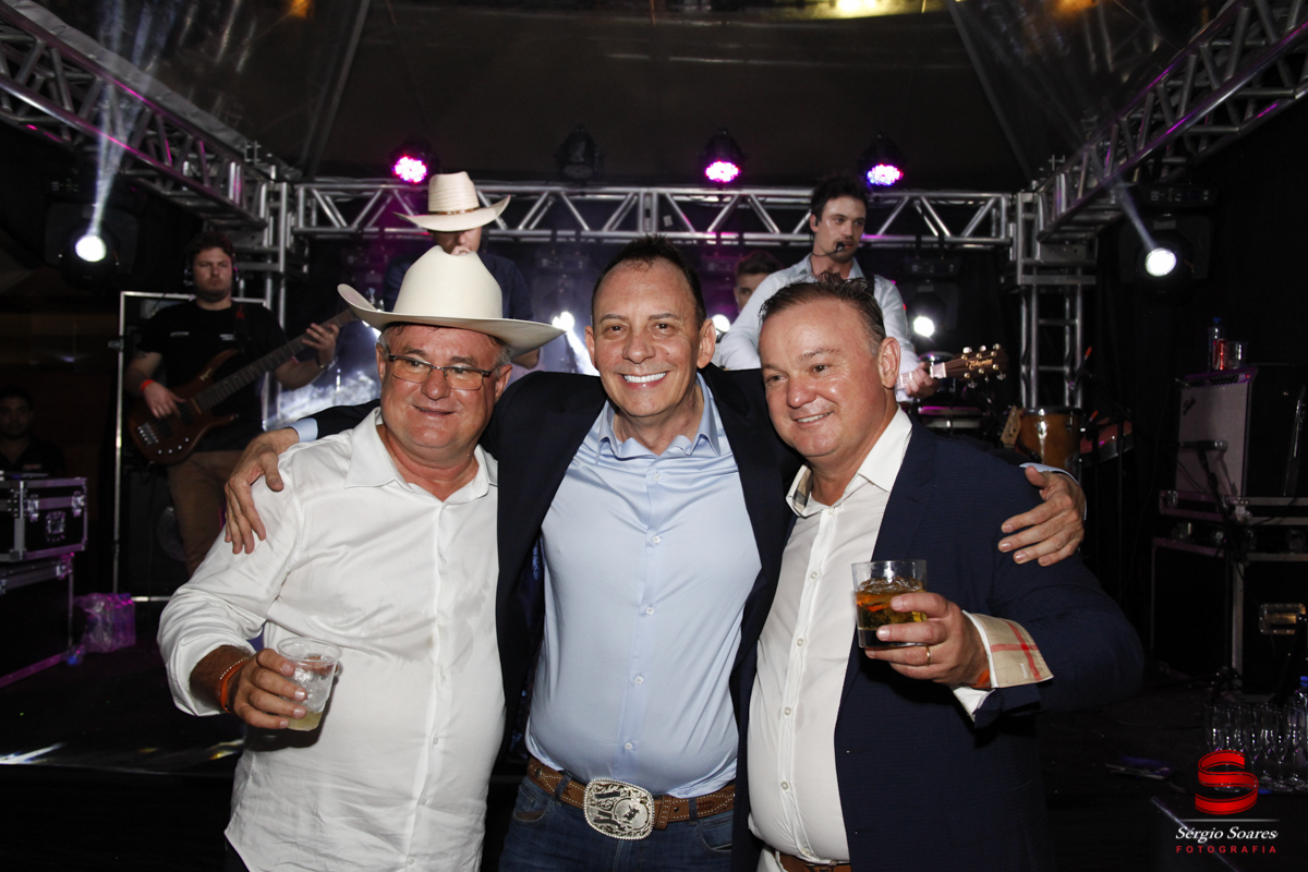 fotografia-fotografo-sergio-soares-cuiaba-aniversario-fotos-de-casamento-niver-50-anos-fernando-scheffer-cesar-menotti-fabiano