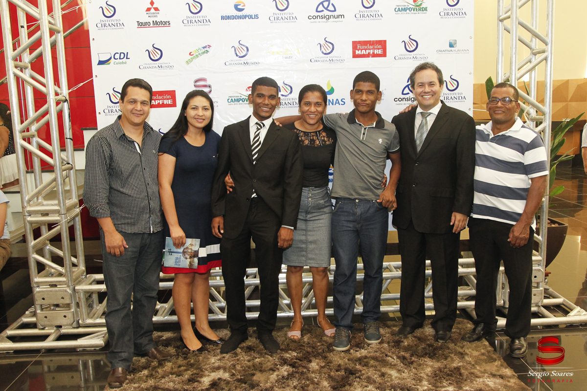 fotografia-fotografo-sergio-soares-cuiaba-mato-grosso-brasil-book-aniversarios-fotos-de-casamento-eventos-projeto-ciranda-mundo