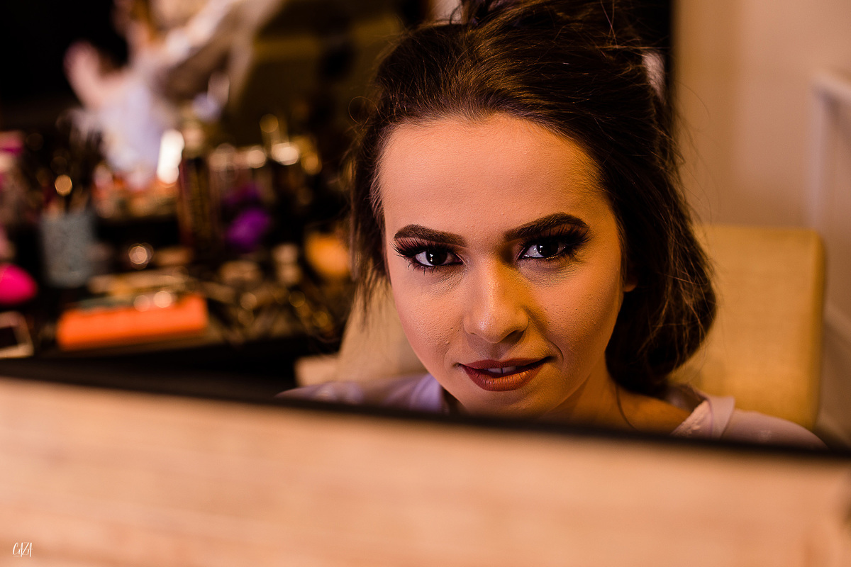 Fotografia casamento dia da noiva maquiagem espelho