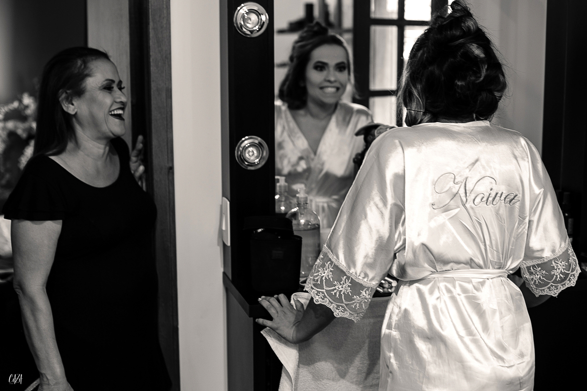 Fotografia casamento dia da noiva maquiagem mãe e filha