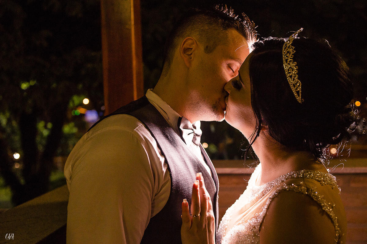 Fotografia de casamento recepção  noivo e noiva restaurante familia gaúcha sjc