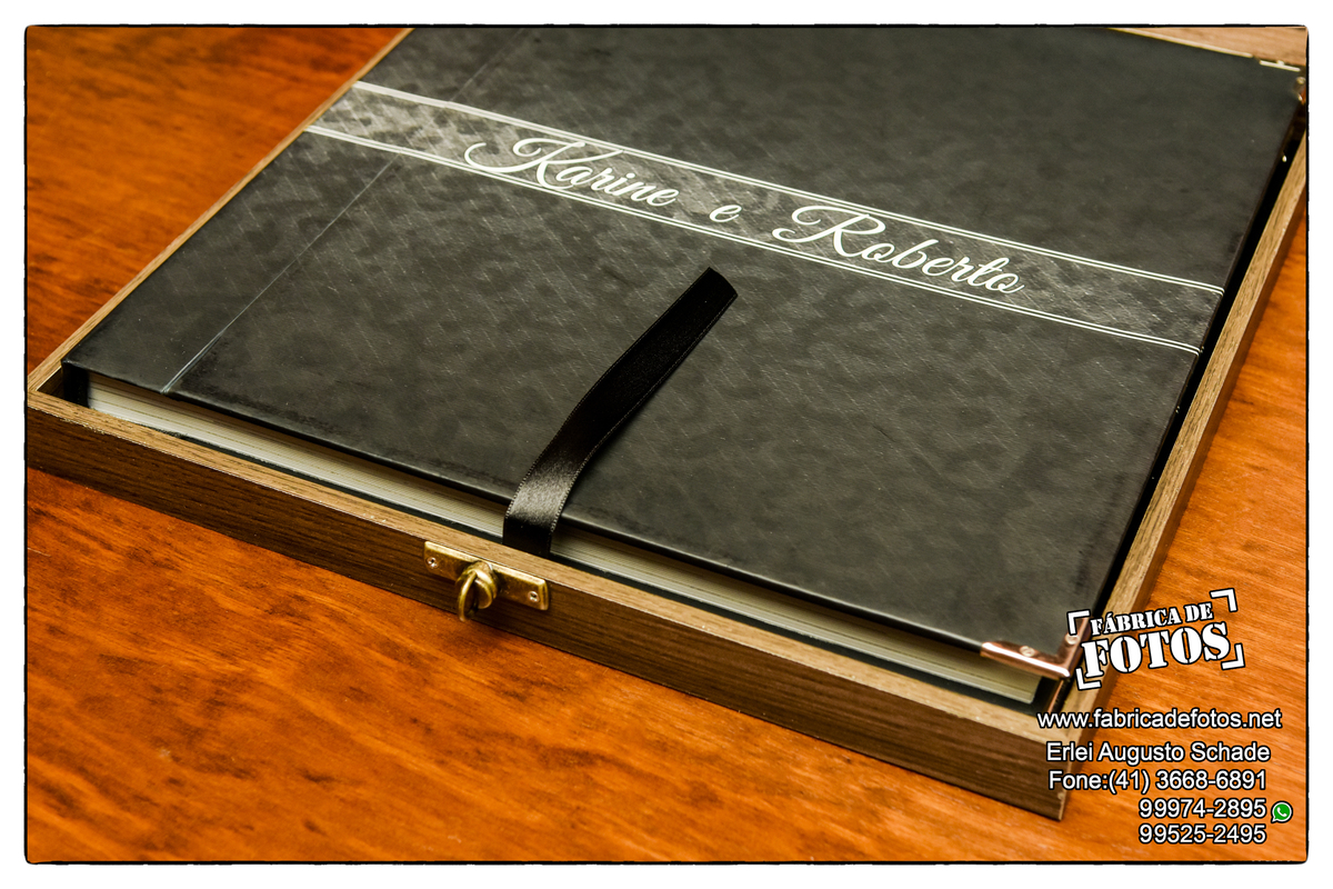 Estojo e álbum de casamento.