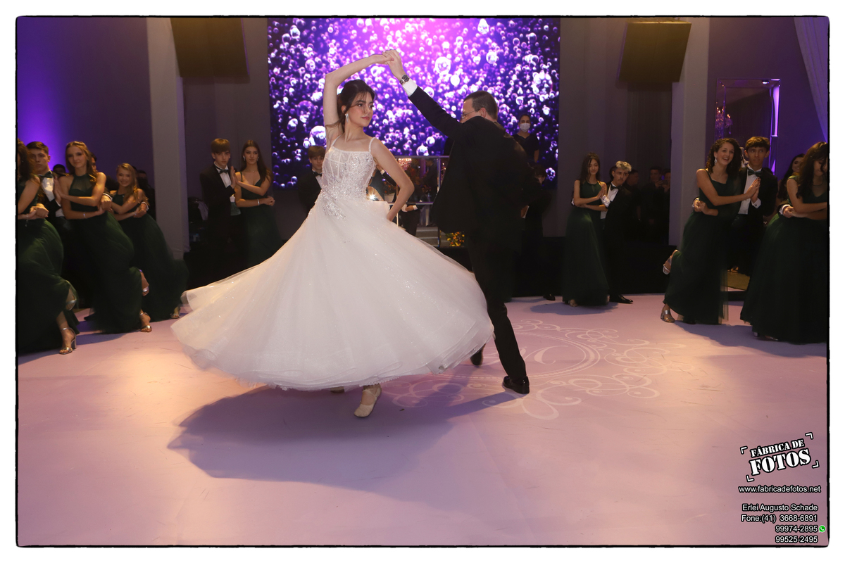 Dança Valsa 15 Anos Bolo Vivo