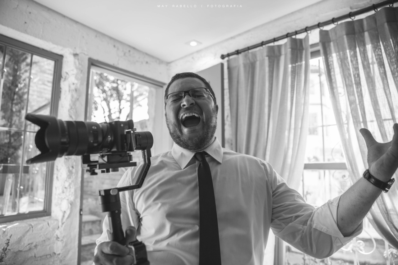 Sobre Adriano Vaccari - Filmes & Fotos
