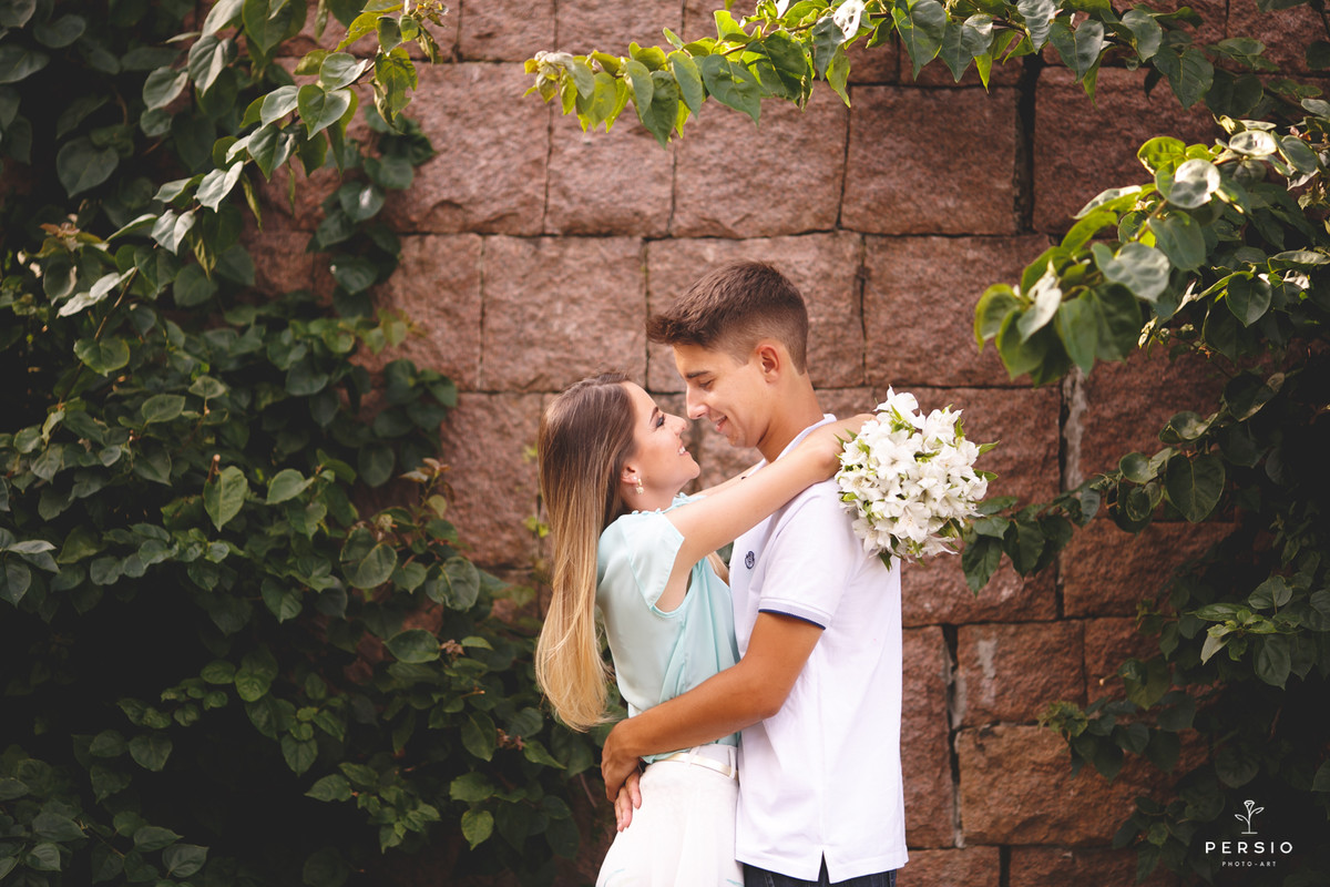 bosque alemao, ensaio casal bosque alemao, ensaio no bosque alemao, pre wedding bosque alemao, noivos bosque alemao,book bosque alemao, fotografo de casamento curitiba