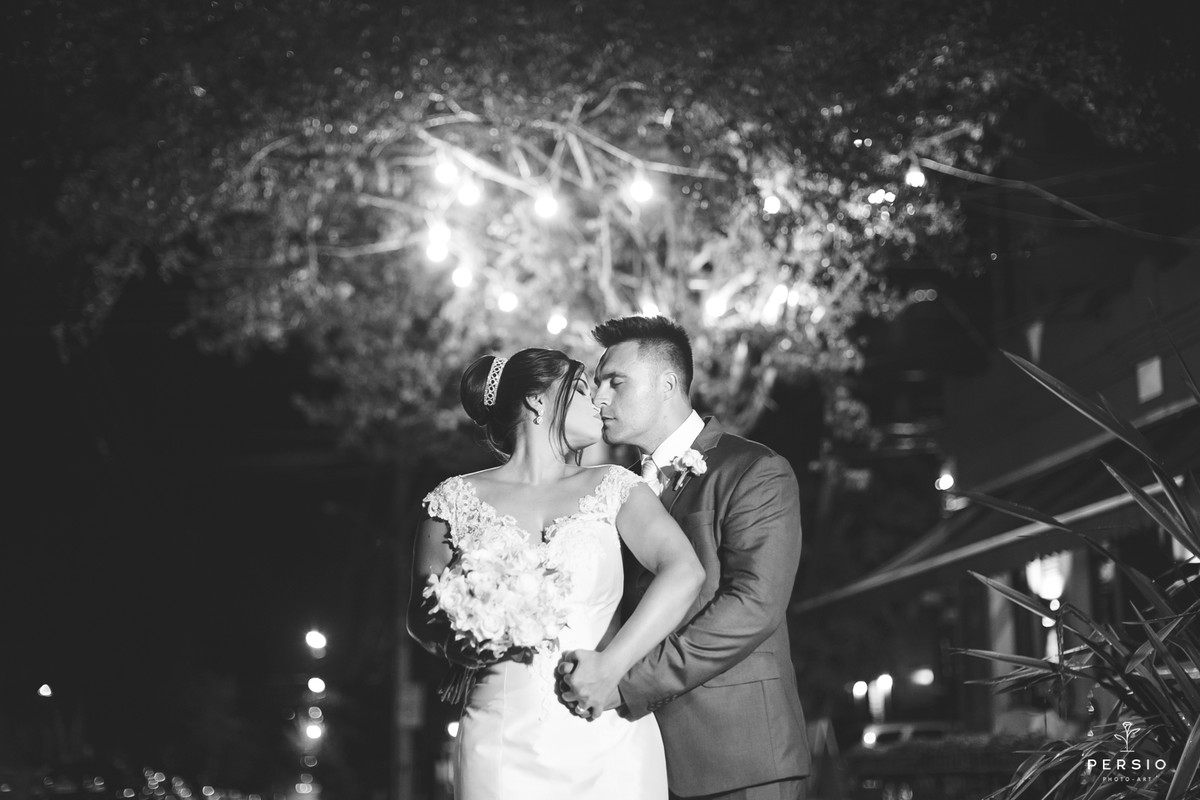 Emanuelle e Silvio, casamento Carmina Bistro Curitiba, mini wedding curitiba, persio photo art, fotografos de casamento em curitiba