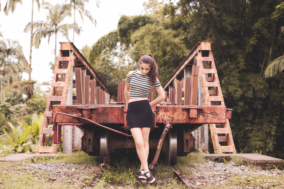 fotografo curitiba, 15 anos, ensaio 15 anos, debutante, book, morretes, matinhos fotos em morretes, linha do trem