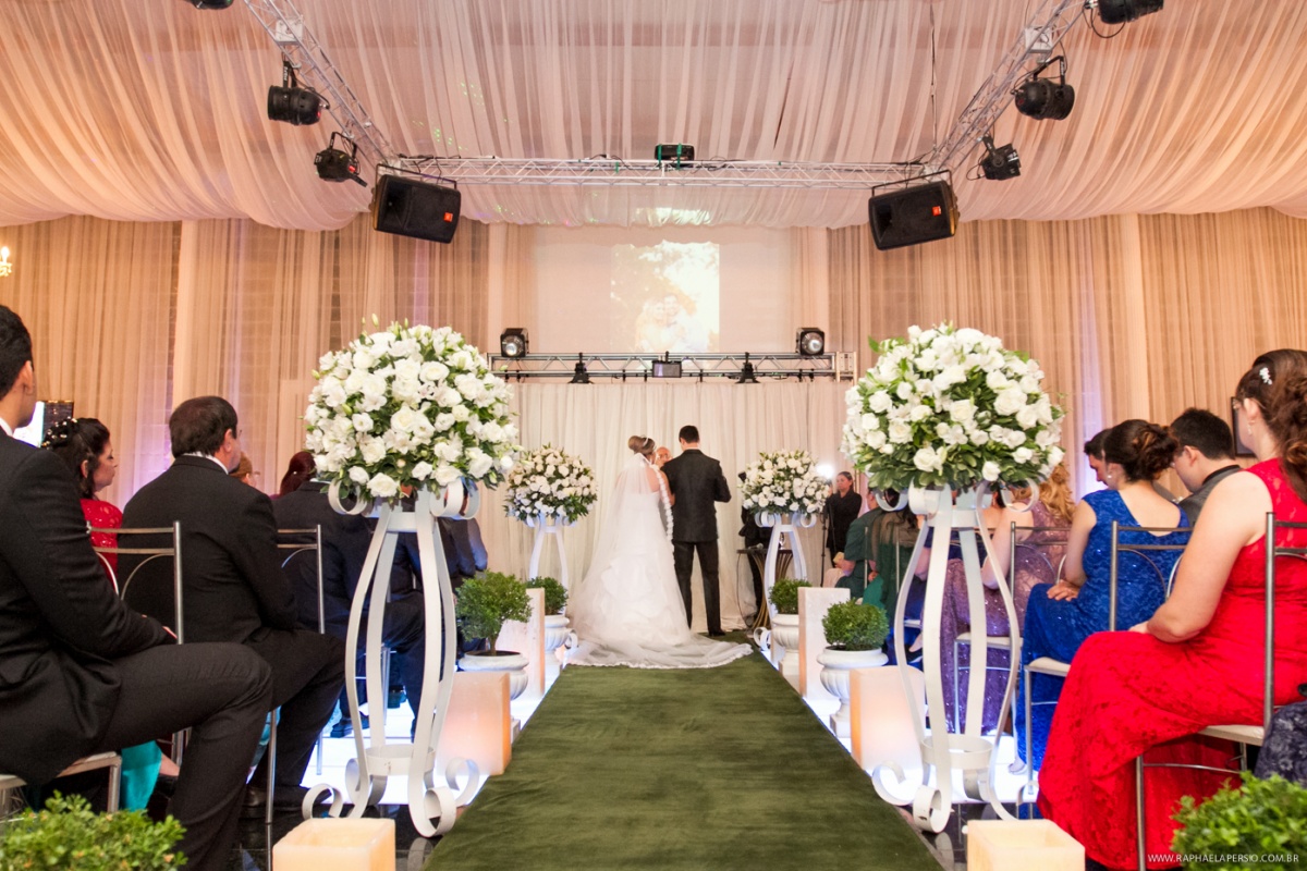 Casamento Curitiba, fotógrafo curitiba, castelo reale, fotos casamento curitiba, ivan carlos design de festas, DJ Edilson Dombrowski, Castelo Reale Curitiba, decoração casamento curitiba, wic cris, foto e video curitiba