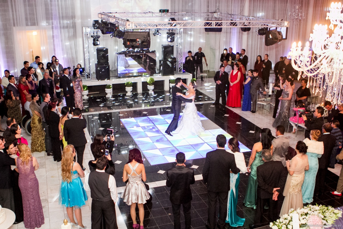 Casamento Curitiba, fotógrafo curitiba, castelo reale, fotos casamento curitiba, ivan carlos design de festas, DJ Edilson Dombrowski, Castelo Reale Curitiba, decoração casamento curitiba, wic cris, foto e video curitiba