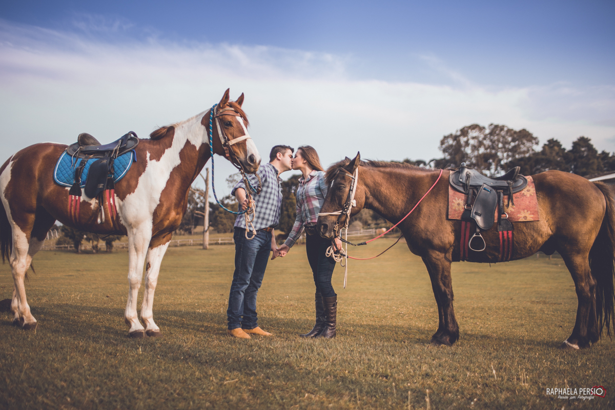 Haras Fortaleza, book com cavalos, book noivos cavalos, ensaio noivos cavalos, ensaio no haras, book no haras, sessão fotografica haras, ensaio haras fortaleza, book haras fortaleza, noivos haras fortaleza, book curitiba, casamento curitiba, fotogr