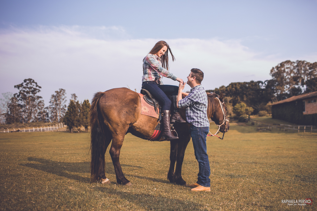 Haras Fortaleza, book com cavalos, book noivos cavalos, ensaio noivos cavalos, ensaio no haras, book no haras, sessão fotografica haras, ensaio haras fortaleza, book haras fortaleza, noivos haras fortaleza, book curitiba, casamento curitiba, fotogr