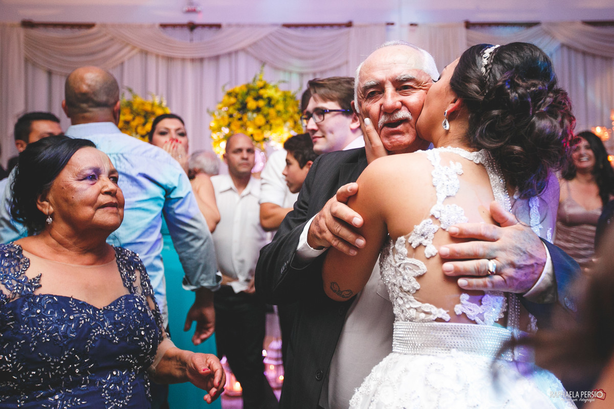 casamento calu recepcoes, casamento catedral sao jose dos pinhais, noiva maison valentina, melhor fotografo de curitiba, mocidade azul casamento, escola de samba casamento curitiba