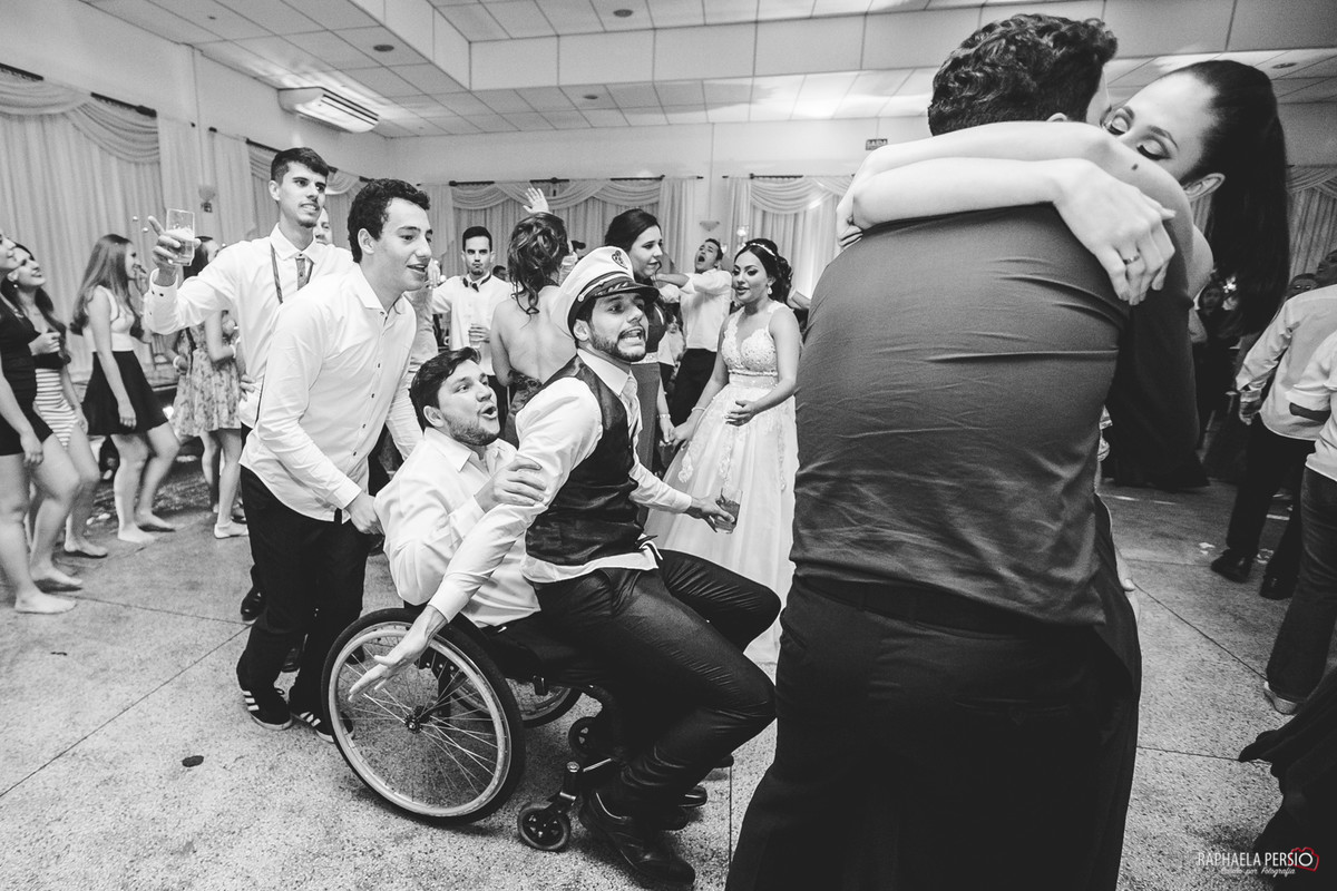 casamento calu recepcoes, casamento catedral sao jose dos pinhais, noiva maison valentina, melhor fotografo de curitiba, mocidade azul casamento, escola de samba casamento curitiba