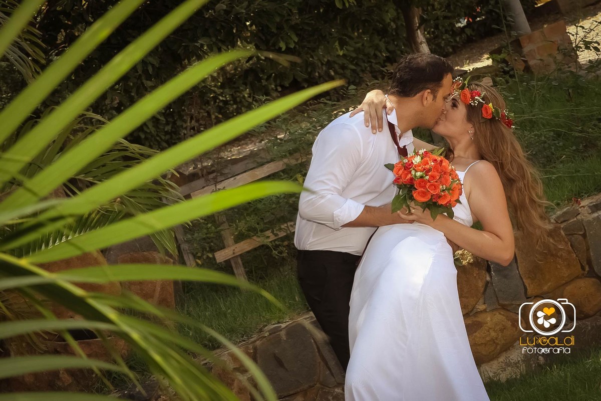 Fotos tiradas por Lu Galdi Fotografia , na cidade de Piracicaba -SP , comemorando Bodas de Beijinho !