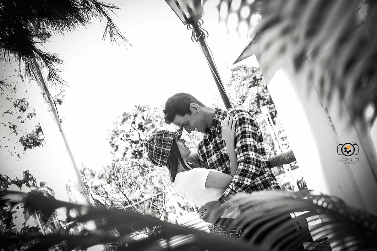 Fotos tiradas por Lu Galdi Fotografia , pré wedding , casal Adna e Kleber , na cidade de Aguas de são Pedro/SPFotos tiradas por Lu Galdi Fotografia , pré wedding , casal Adna e Kleber , na cidade de Aguas de são Pedro/SP