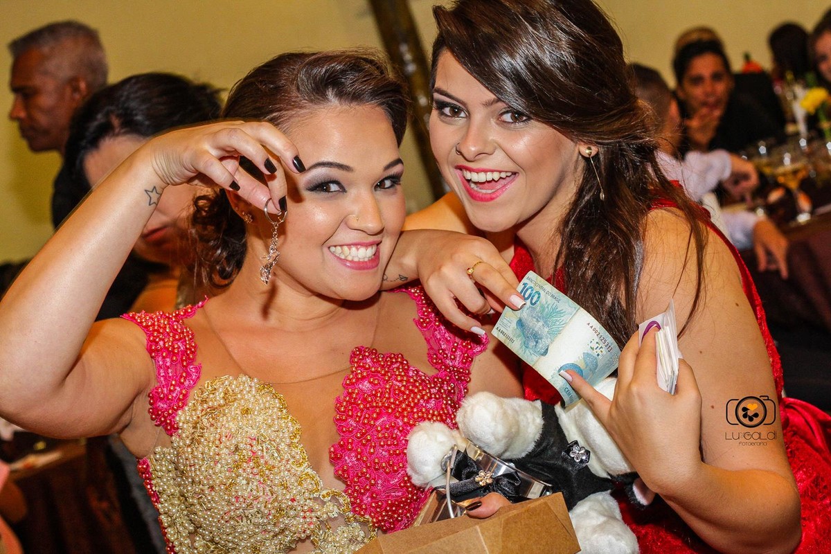 Fotos tiradas por Lu Galdi Fotografia , na cidade de Piracicaba , no Espaço Santiago na cidade de Piracicaba/SP