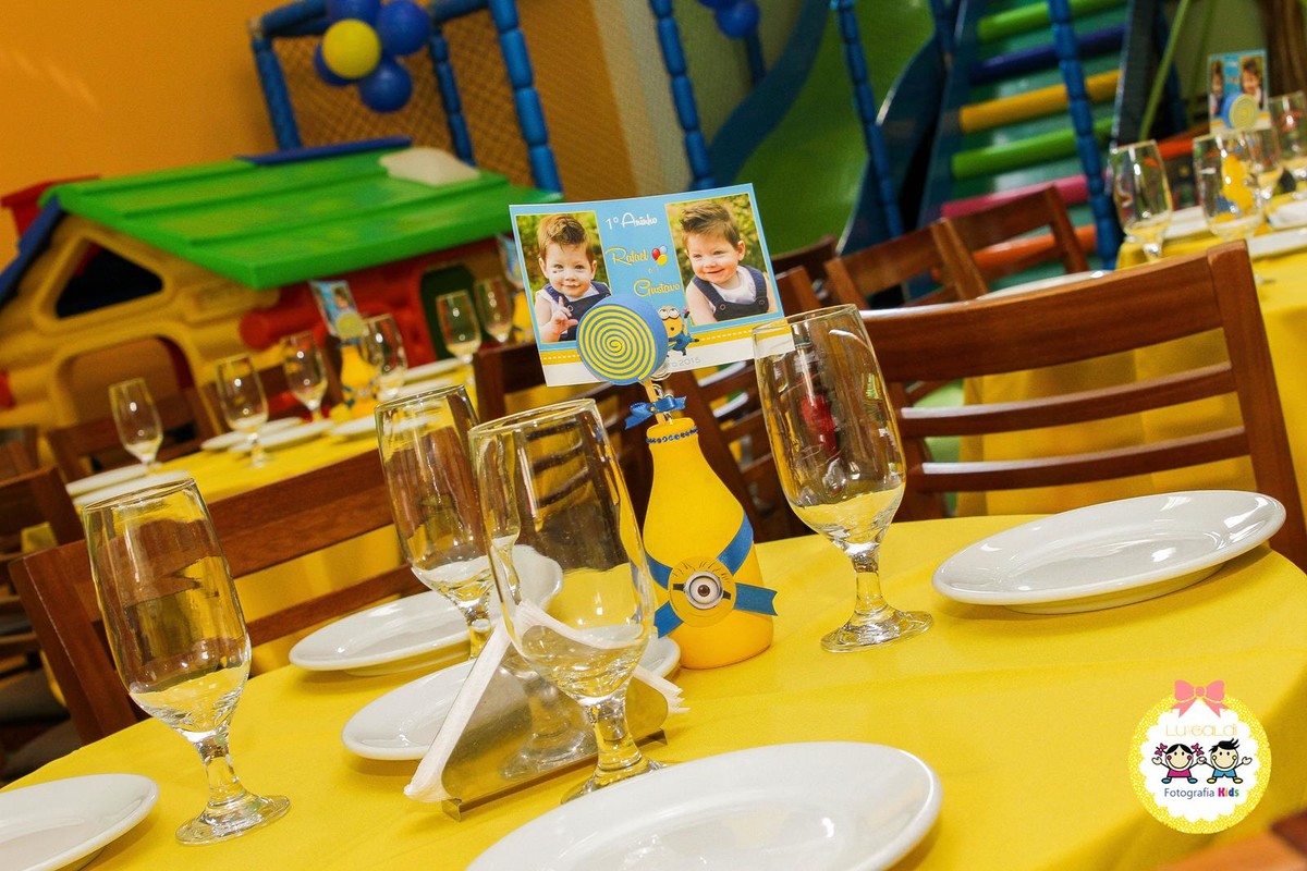 Fotos tiradas por Lu Galdi Fotografia , na cidade de Piracicaba , em Aniversario de Primeiro Aninho de Gustavo e Rafael !