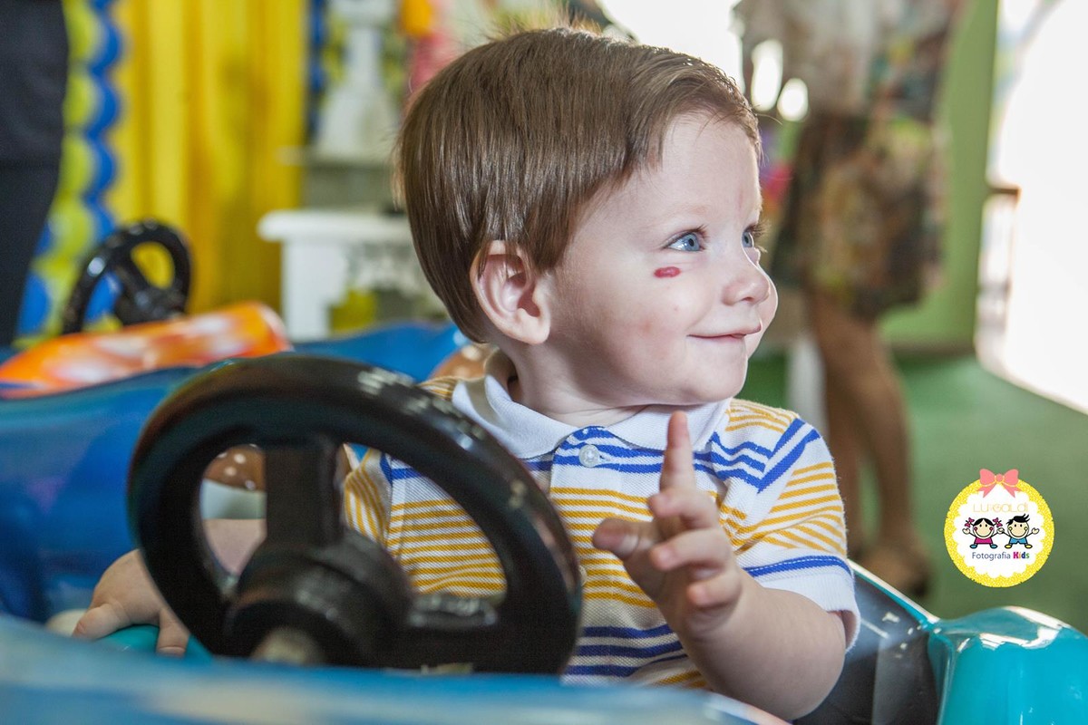 Fotos tiradas por Lu Galdi Fotografia , na cidade de Piracicaba , em Aniversario de Primeiro Aninho de Gustavo e Rafael !