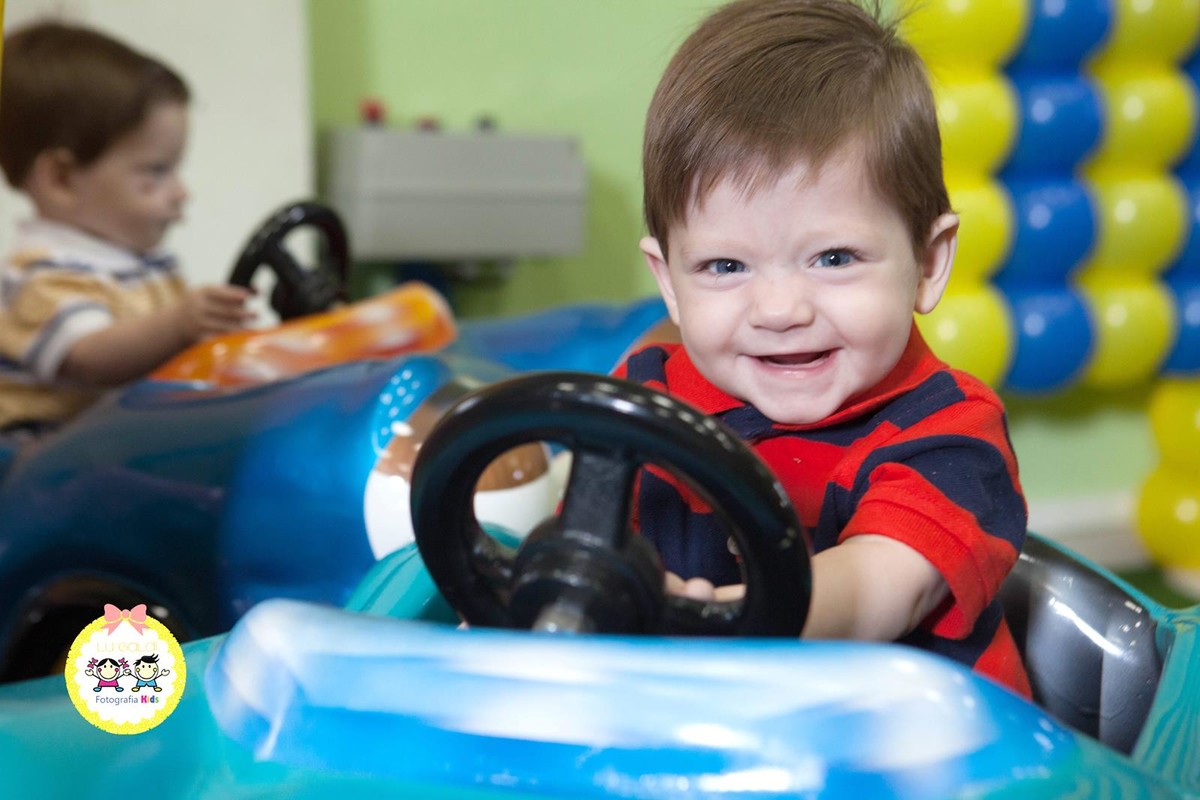 Fotos tiradas por Lu Galdi Fotografia , na cidade de Piracicaba , em Aniversario de Primeiro Aninho de Gustavo e Rafael !