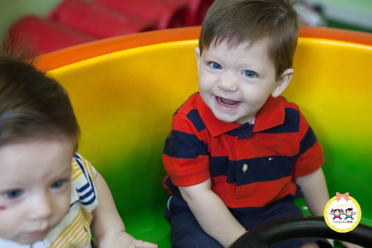 Fotos tiradas por Lu Galdi Fotografia , na cidade de Piracicaba , em Aniversario de Primeiro Aninho de Gustavo e Rafael !