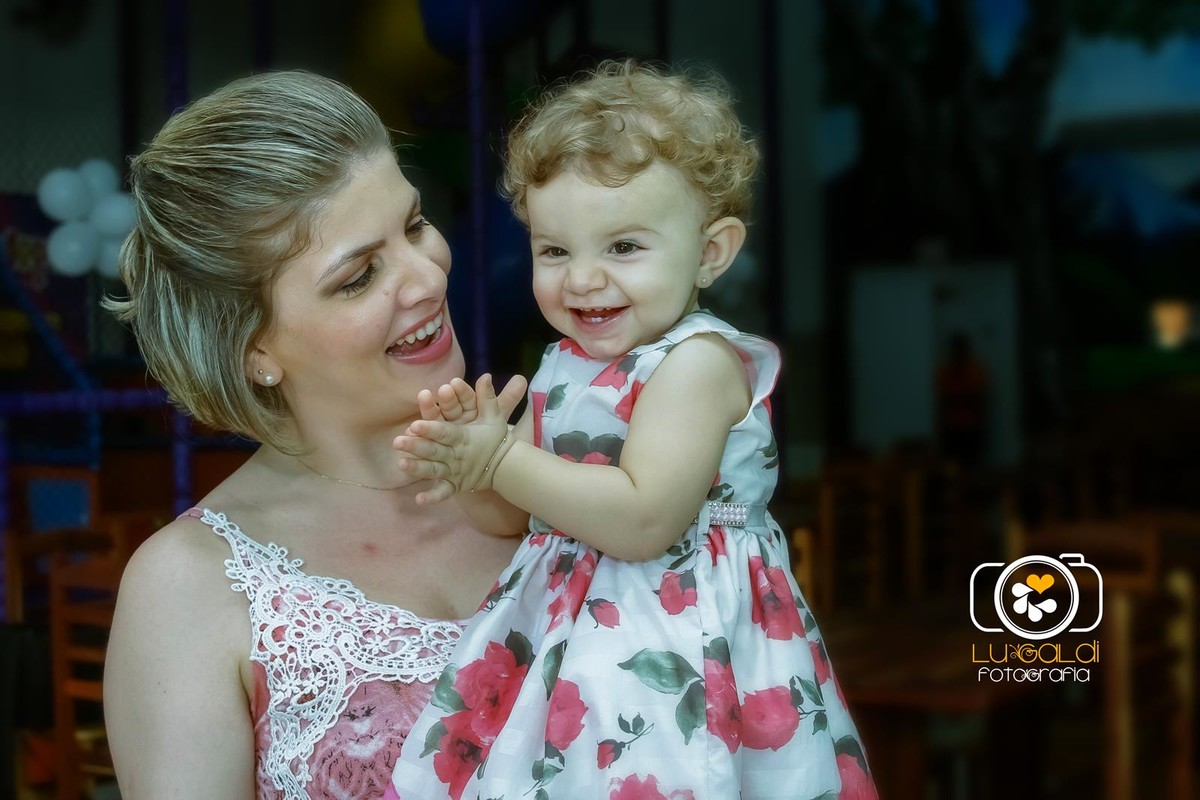 Fotos tiradas por  Lu Galdi Fotografia , em Aniversario Infantil , registrando o  Primeiro Aninho da Thainá , na cidade de Piracicaba/SP em Buffet Serelep .
