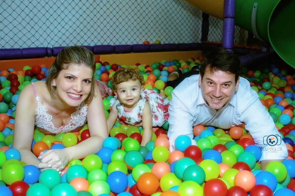 Fotos tiradas por  Lu Galdi Fotografia , em Aniversario Infantil , registrando o  Primeiro Aninho da Thainá , na cidade de Piracicaba/SP em Buffet Serelep .
