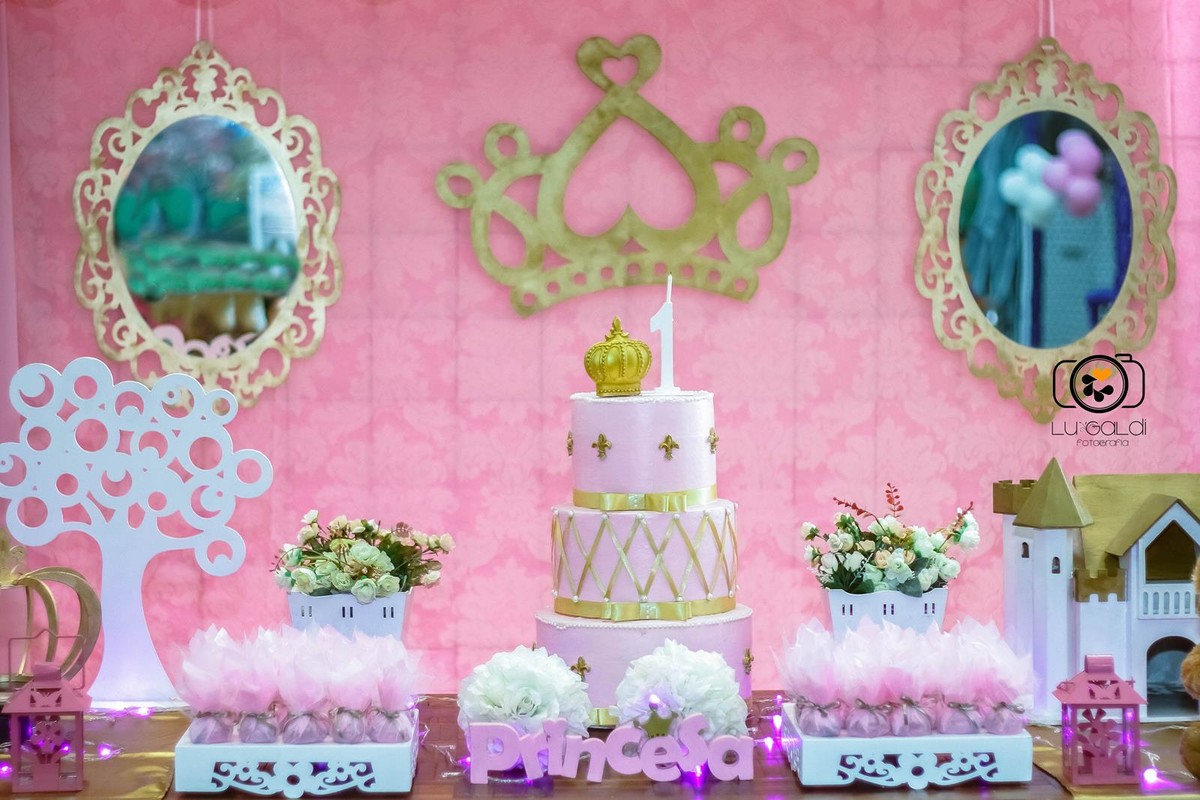 Fotos tiradas por  Lu Galdi Fotografia , em Aniversario Infantil , registrando o  Primeiro Aninho da Thainá , na cidade de Piracicaba/SP em Buffet Serelep .