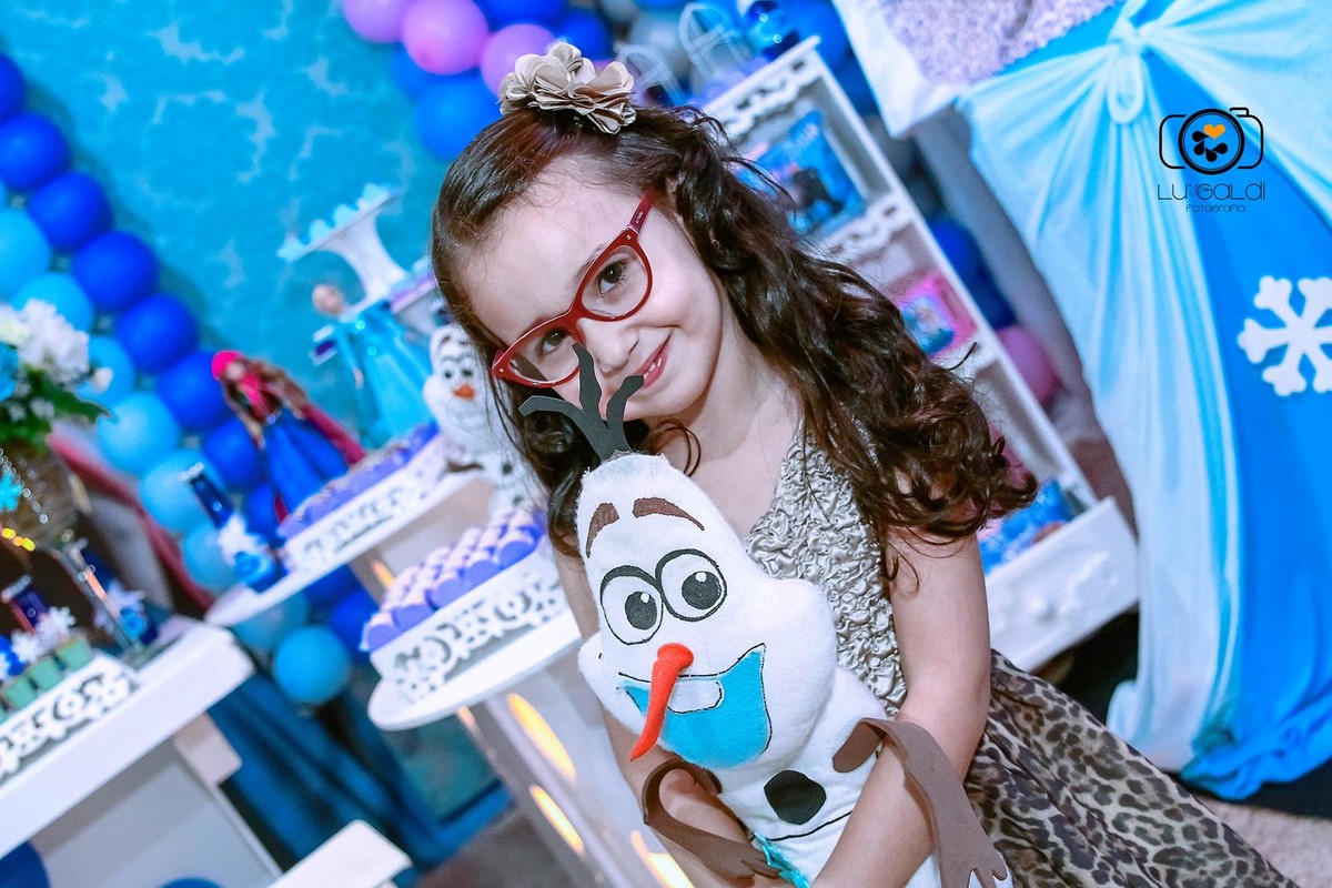 Foto tirada por Lu Galdi Fotografia , na cidade de Piracicaba/SP , registrando Aniversario Infantil da Monique Gabrielly , tema Frozen .