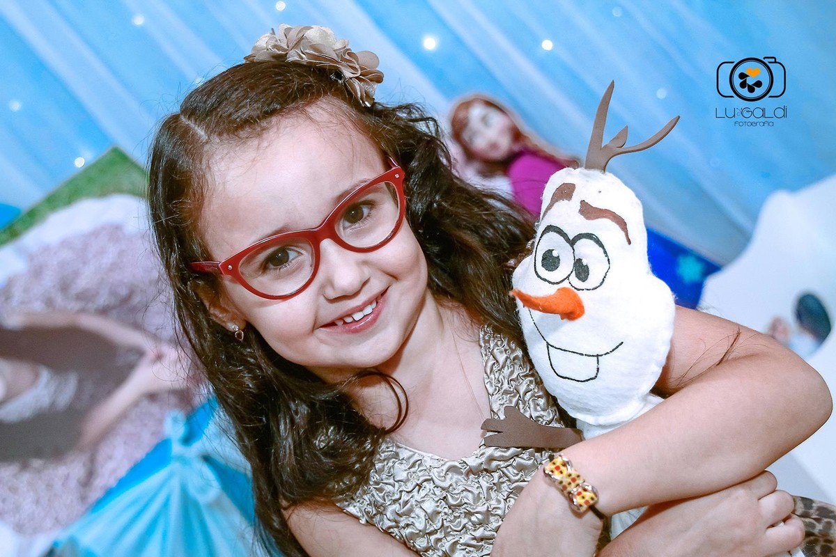 Foto tirada por Lu Galdi Fotografia , na cidade de Piracicaba/SP , registrando Aniversario Infantil da Monique Gabrielly , tema Frozen .