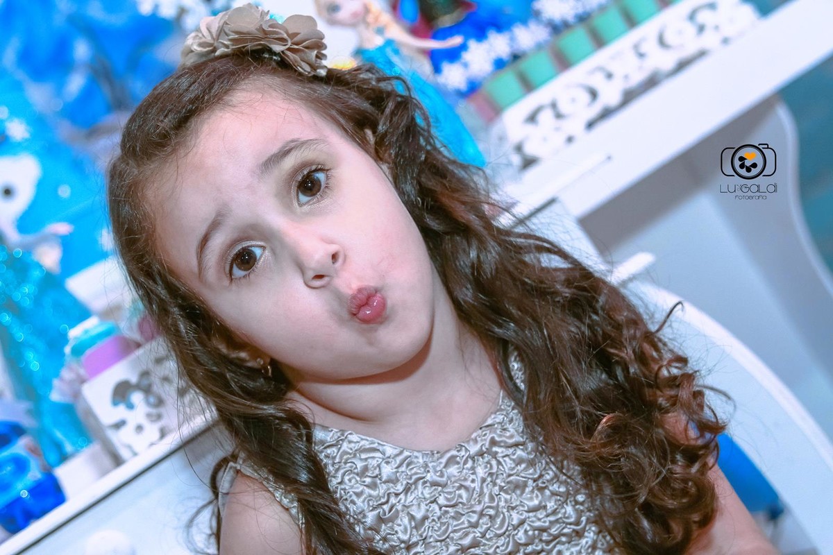 Foto tirada por Lu Galdi Fotografia , na cidade de Piracicaba/SP , registrando Aniversario Infantil da Monique Gabrielly , tema Frozen .