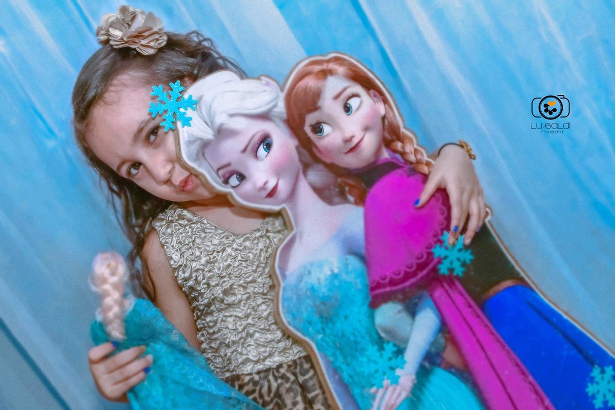 Foto tirada por Lu Galdi Fotografia , na cidade de Piracicaba/SP , registrando Aniversario Infantil da Monique Gabrielly , tema Frozen .Foto tirada por Lu Galdi Fotografia , na cidade de Piracicaba/SP , registrando Aniversario Infantil da Monique Gabriell