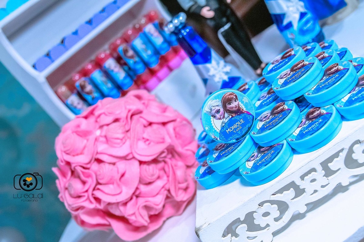 Foto tirada por Lu Galdi Fotografia , na cidade de Piracicaba/SP , registrando Aniversario Infantil da Monique Gabrielly , tema Frozen .