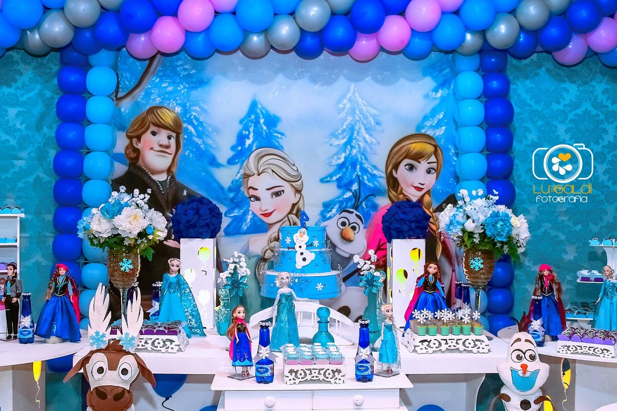 Foto tirada por Lu Galdi Fotografia , na cidade de Piracicaba/SP , registrando Aniversario Infantil da Monique Gabrielly , tema Frozen .