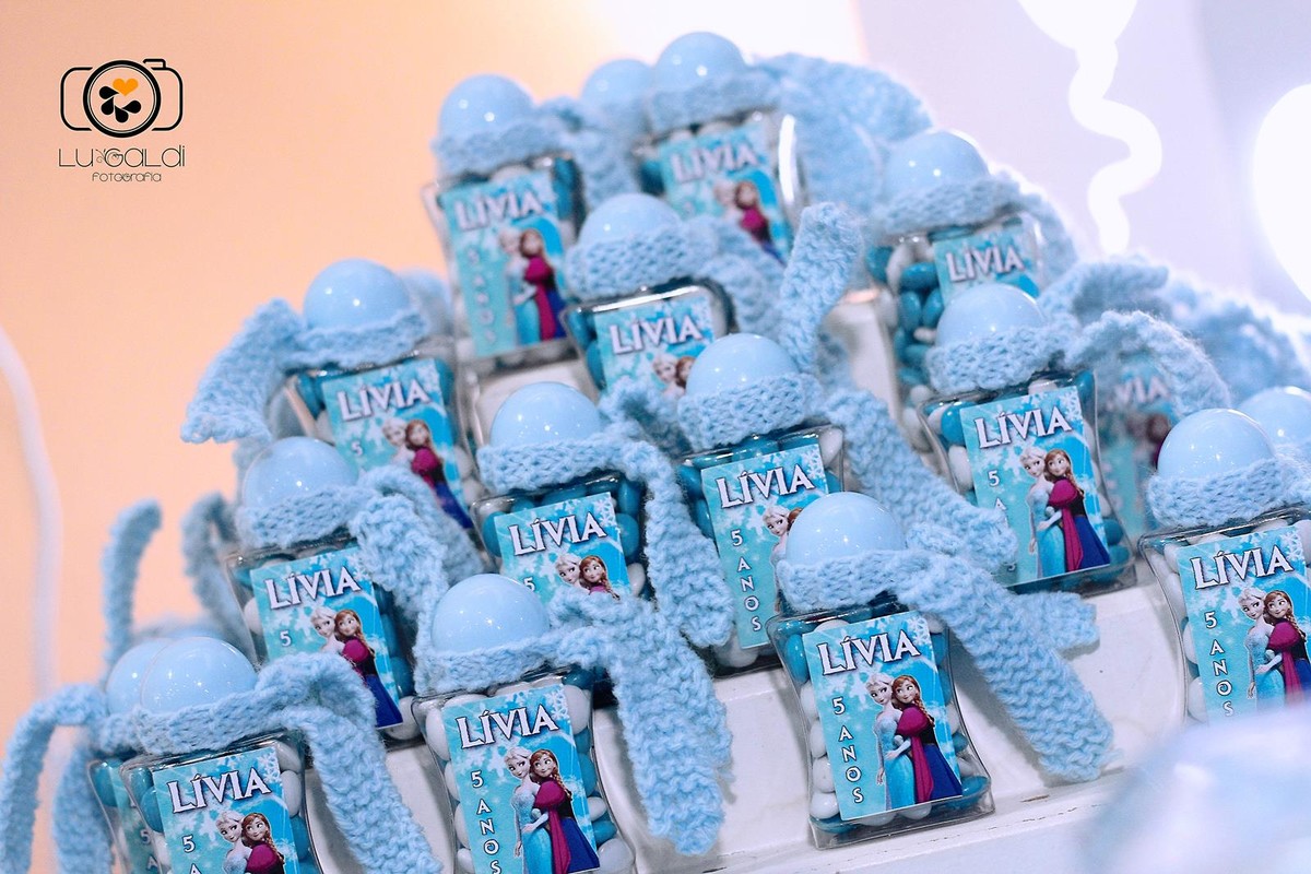 Fotos tiradas por Lu Galdi Fotografia , na cidade de Piracicaba/SP , em Buffet Vila da Criança , registrando  5 aninhos da Lívia !