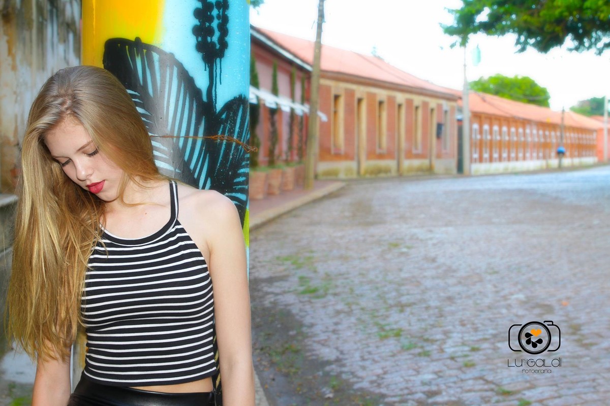 Fotos tiradas por Lu Galdi Fotografia , na cidade de Piracicaba , Bairro Monte Alegre , Ponto Turistico da cidade , em Ensaio 15 Anos de Heloisa Nicoletti , debutante .