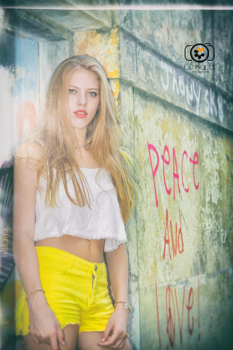 Fotos tiradas por Lu Galdi Fotografia , na cidade de Piracicaba , Bairro Monte Alegre , Ponto Turistico da cidade , em Ensaio 15 Anos de Heloisa Nicoletti , debutante .