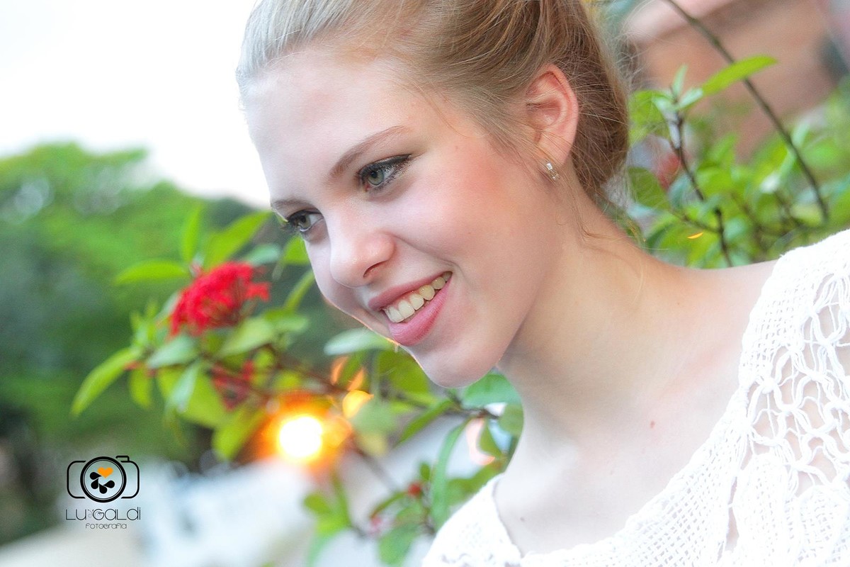 Fotos tiradas por Lu Galdi Fotografia , na cidade de Piracicaba , Bairro Monte Alegre , Ponto Turistico da cidade , em Ensaio 15 Anos de Heloisa Nicoletti , debutante .