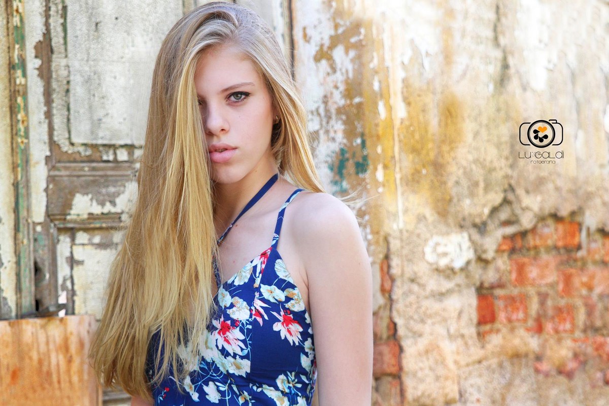Fotos tiradas por Lu Galdi Fotografia , na cidade de Piracicaba , Bairro Monte Alegre , Ponto Turistico da cidade , em Ensaio 15 Anos de Heloisa Nicoletti , debutante .