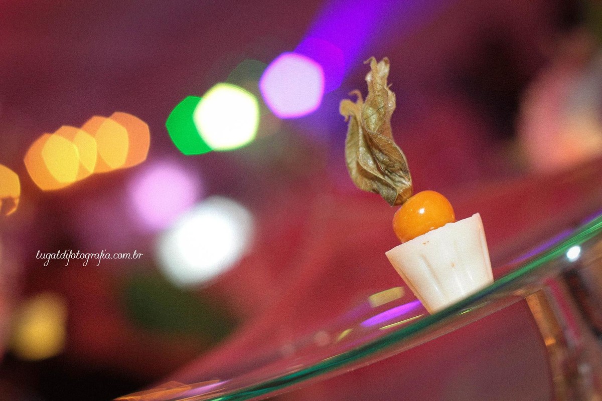 Fotos tiradas por Lu Galdi Fotografia , registrando os 15 anos de Ana Julia Andreolli , na cidade de Piracicaba/SP , no Buffet Celebrare .