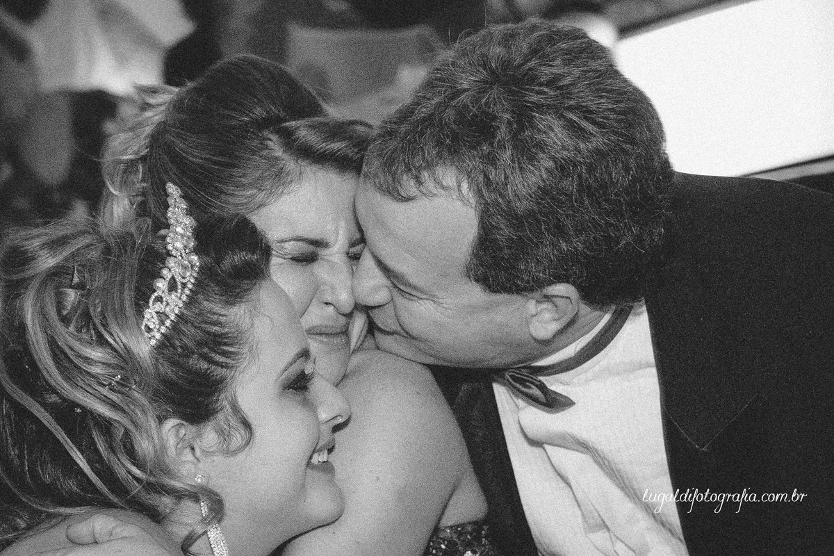 Fotos tiradas por Lu Galdi Fotografia , registrando os 15 anos de Ana Julia Andreolli , na cidade de Piracicaba/SP , no Buffet Celebrare .