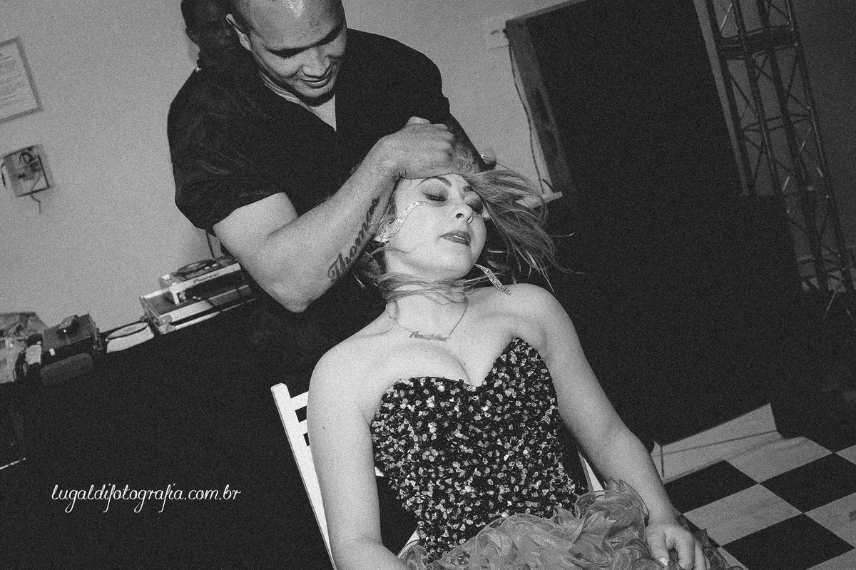 Fotos tiradas por Lu Galdi Fotografia , registrando os 15 anos de Ana Julia Andreolli , na cidade de Piracicaba/SP , no Buffet Celebrare .