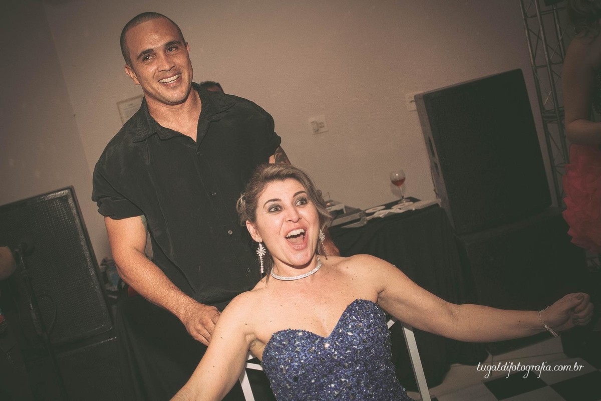 Fotos tiradas por Lu Galdi Fotografia , registrando os 15 anos de Ana Julia Andreolli , na cidade de Piracicaba/SP , no Buffet Celebrare .